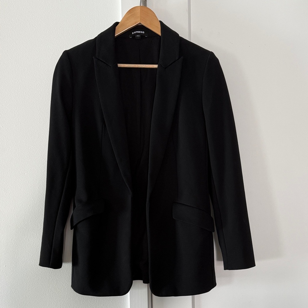 Express Women's Elegant Black Blazer